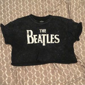 Cropped Beatles T-shirt